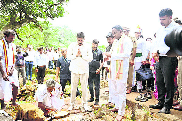 బోండా గిరిజనుల అభివృద్ధికి కృషి1