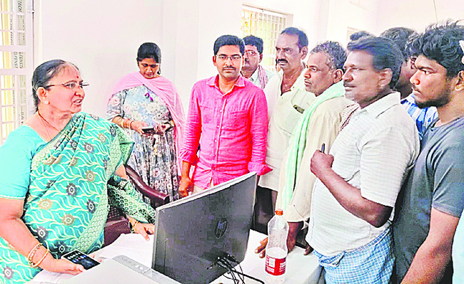 ఇంకెన్నాళ్లీ ‘కట్ట’కట? 1