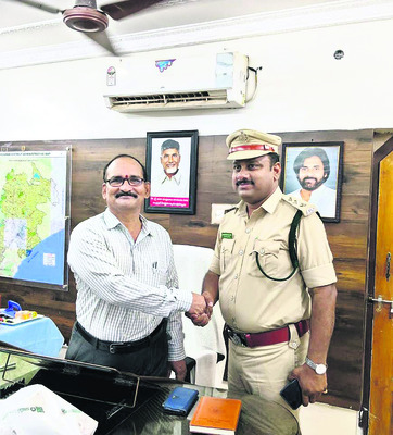 అటవీశాఖ రేంజ్‌ ఆఫీసర్‌గా రామ్‌నరేష్‌ 2