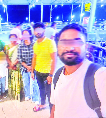 దుబాయ్‌ వెళ్లేందుకు మరొకరు సిద్ధం 1