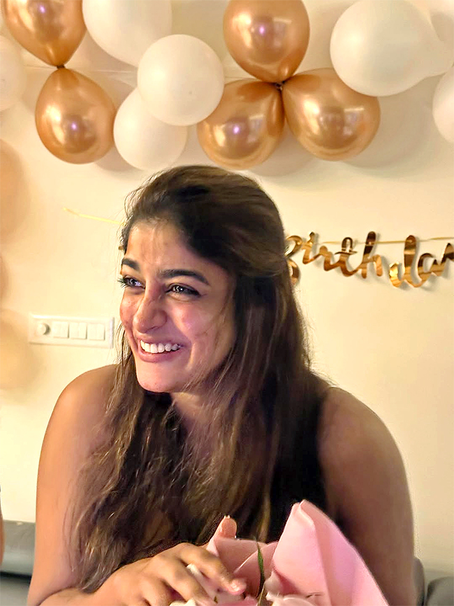 Tollywood Actress Dimple Hayathi Birthday Special Photos3