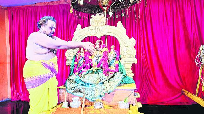 నేత్రపర్వంగా రామయ్య నిత్యకల్యాణం1
