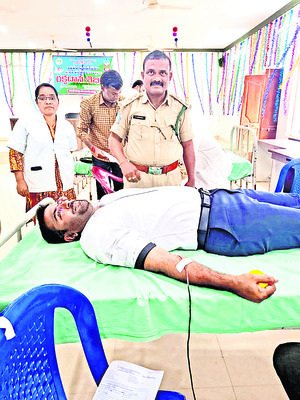 అటవీ అమరుల త్యాగాలు మరువలేనివి1