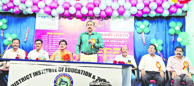 అట్టహాసంగా ‘కళా ఉత్సవ్–25’ 1