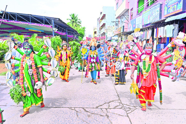 వైభవంగా కలశ ఊరేగింపు 1
