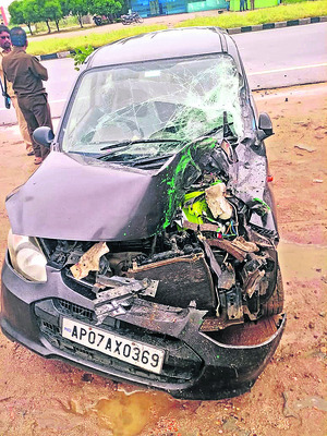మెడికల్ కళాశాలల ప్రైవేటీకరణ సరికాదు 1