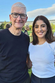 Amitabh Bachchan granddaughter Navya Naveli Nanda meets Apple CEO Tim Cook Photos2
