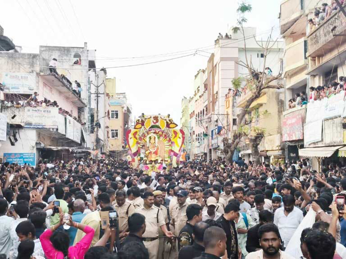 Devotional : Poleramma Jatara is a festival in Venkatagiri Photos10
