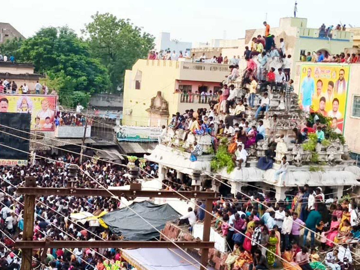 Devotional : Poleramma Jatara is a festival in Venkatagiri Photos11