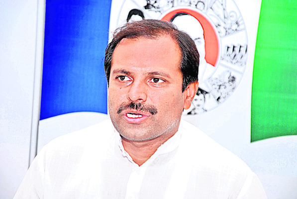 రెడ్బుక్ రాజ్యాంగంలోపత్రికా స్వేచ్ఛ కూడా లేదు 3
