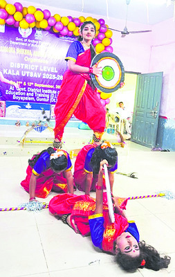ఘనంగా కళా ఉత్సవం 1