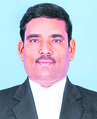 మీడియాపై దాడి అప్రజాస్వామికం3