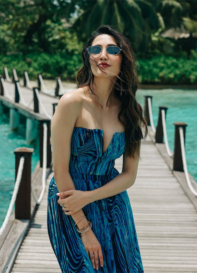 Actress Neha Shetty Enjoy in Maldives Viral Photos12