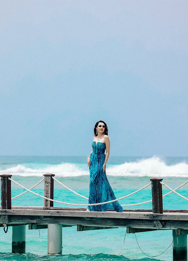 Actress Neha Shetty Enjoy in Maldives Viral Photos13