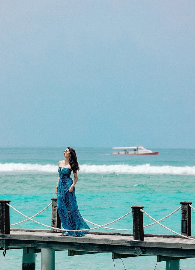 Actress Neha Shetty Enjoy in Maldives Viral Photos7