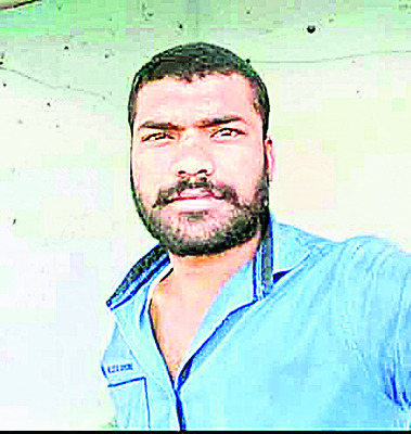 మిత్రులతో వెళ్లాడు.. శవమై తేలాడు.. 1
