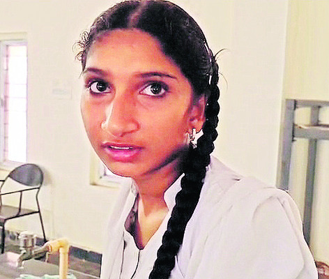 మూడు రోజులుగా జ్వరం  
1