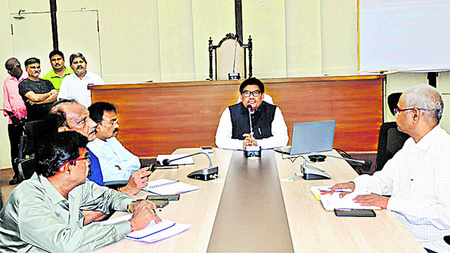 గుంటూరు జిల్లా ఎస్పీగా వకుల్‌జిందాల్‌    2
