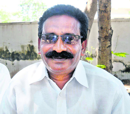 పత్రిక స్వేచ్ఛను కాపాడాలి 1