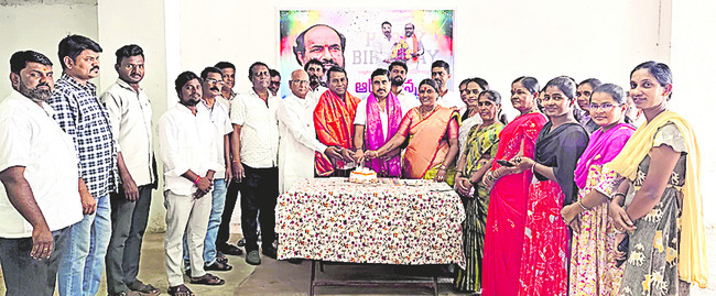 బీసీ నేతకు శుభాకాంక్షల వెల్లువ 1