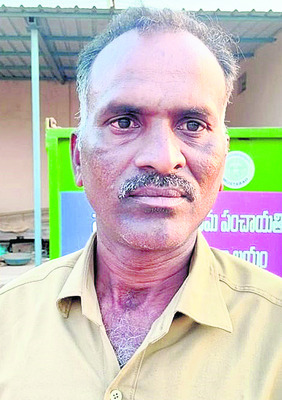 జీతం ఇచ్చి ఆదుకోవాలి
1