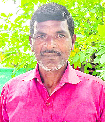 జీతం ఇచ్చి ఆదుకోవాలి
2