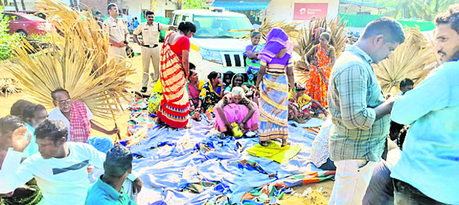 రగులుతున్న రాజయ్యపేట1