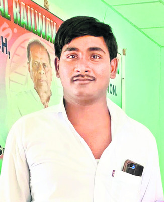విద్యుదాఘాతంతో యువరైతు దుర్మరణం
1