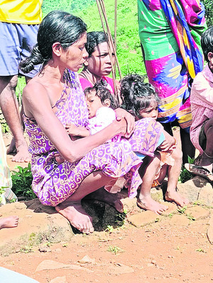 గల్లంతైన మత్స్యకారుడికోసం ముమ్మర గాలింపు
1