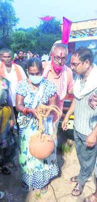 జోహార్‌ వెంకటి1
