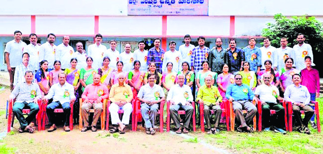 ఆత్మీయ పలకరింపులు.. మధుర స్మృతులు2