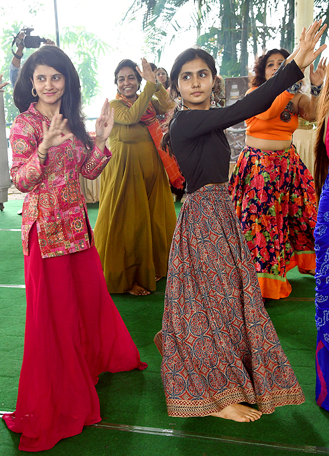 Dandiya Raas Navratri Festival 2025 Photos15