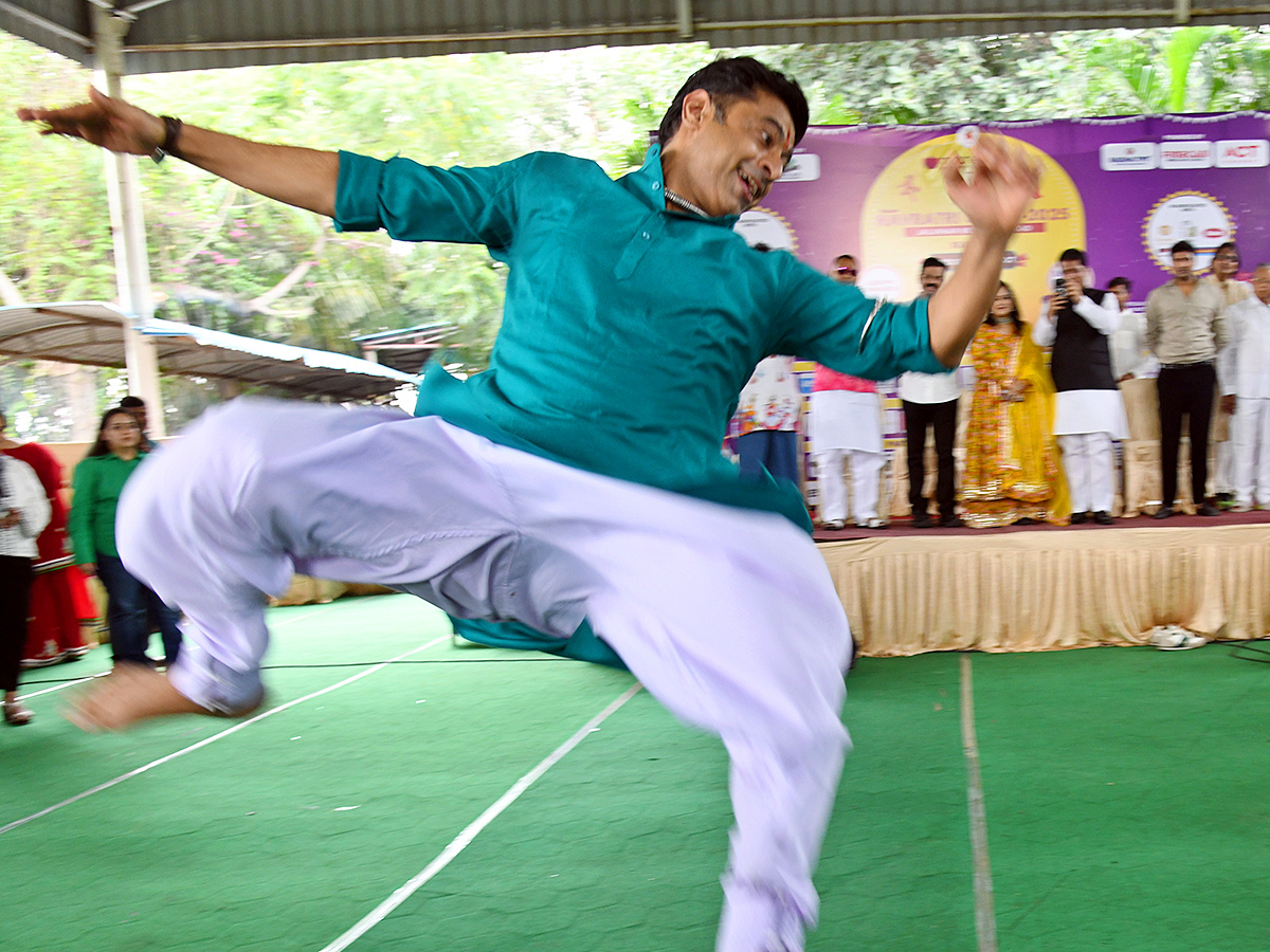 Dandiya Raas Navratri Festival 2025 Photos20