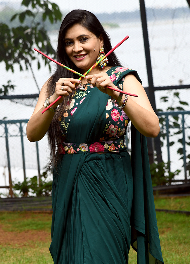 Dandiya Raas Navratri Festival 2025 Photos4