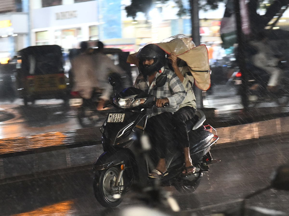 Heavy rains in Hyderabad Photos11