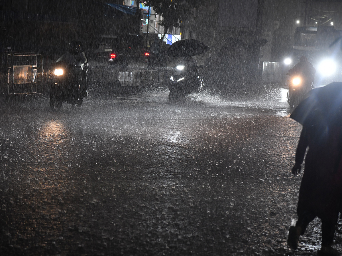 Heavy rains in Hyderabad Photos15