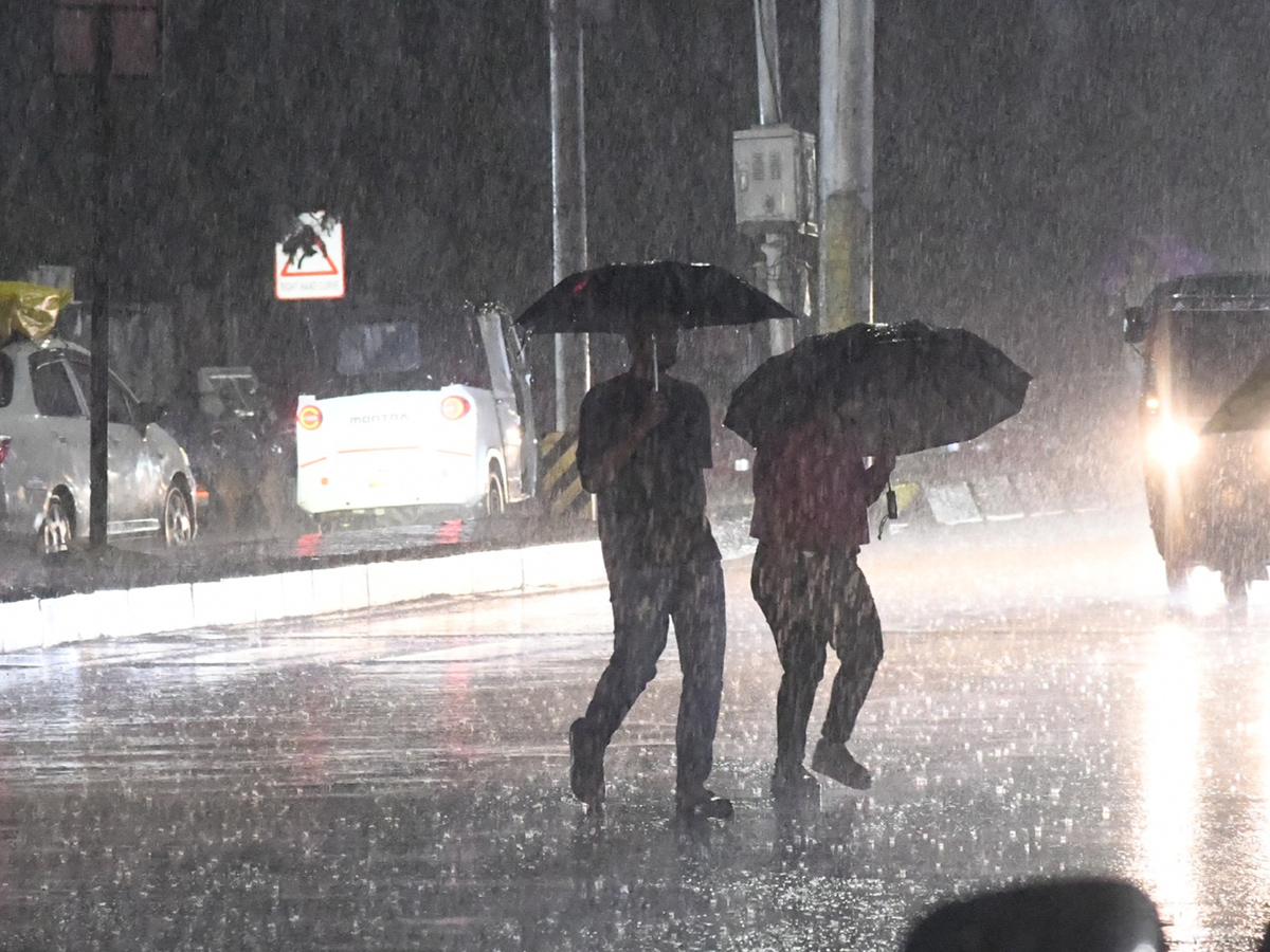 Heavy rains in Hyderabad Photos7