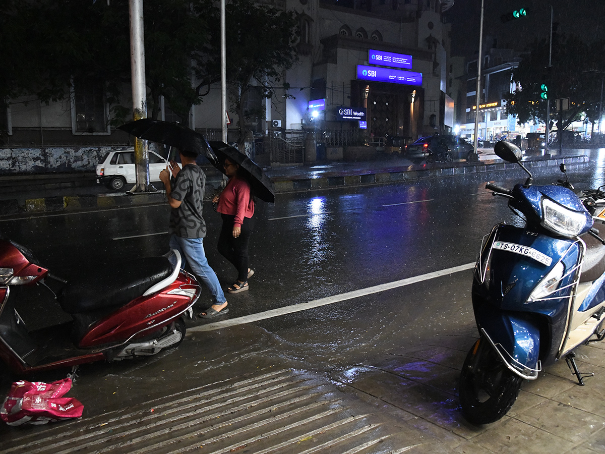 Heavy rains in Hyderabad Photos8