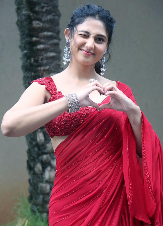 Mirai Movie Actress Ritika Nayak Latest Photos19