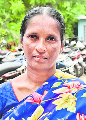  ఆధారం లేకుండా పోయింది... 
3
