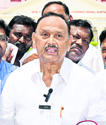 మెడికల్ సీట్లను వెనక్కి పంపిన దద్దమ్మ ప్రభుత్వం2
