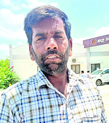 నివేదనలే..పరిష్కారం లేదు 
2