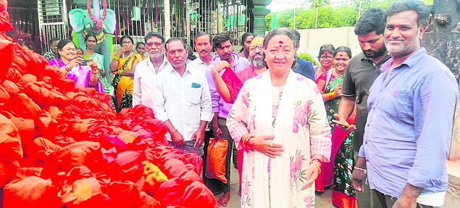 పోషణ మాసోత్సవాలు విజయవంతం చేయాలి1