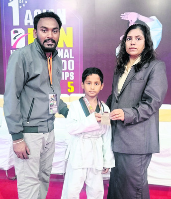 ‘తైక్వాండో’ పోటీల్లో ప్రతిభ చాటిన క్రీడాకారుడు1