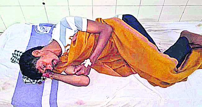 గుమ్మఘాటీలో బస్సు ప్రమాదం 1