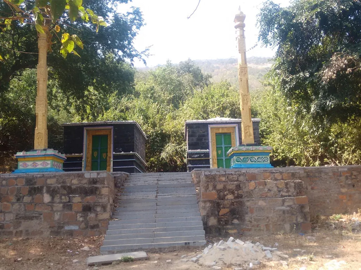 Devotional : Mondi Bhairava Kona Temple in Yakarlapalem Photos10