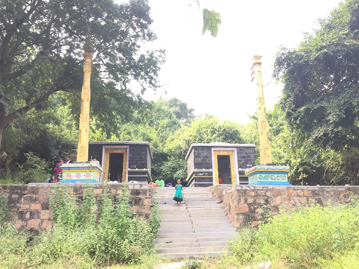 Devotional : Mondi Bhairava Kona Temple in Yakarlapalem Photos15