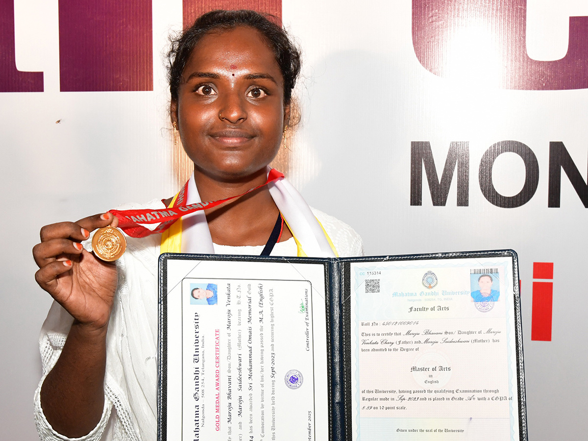Nalgonda : Mahatma Gandhi University Graduation Ceremony Photos23