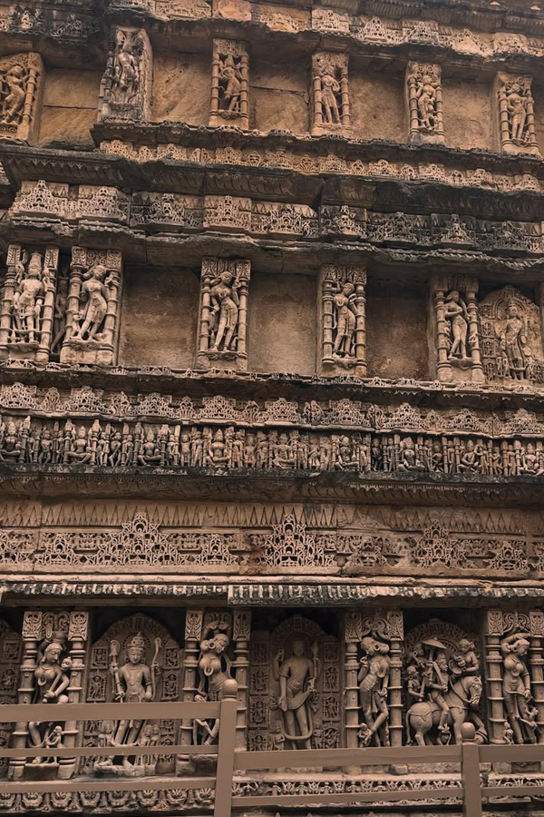 Shweta Basu Prasad explores 11th century marvel Rani Ki Vav Photos7