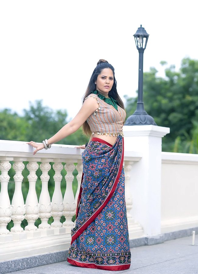 Anasuya Bharadwaj Latest Saree Pics Goes Viral11